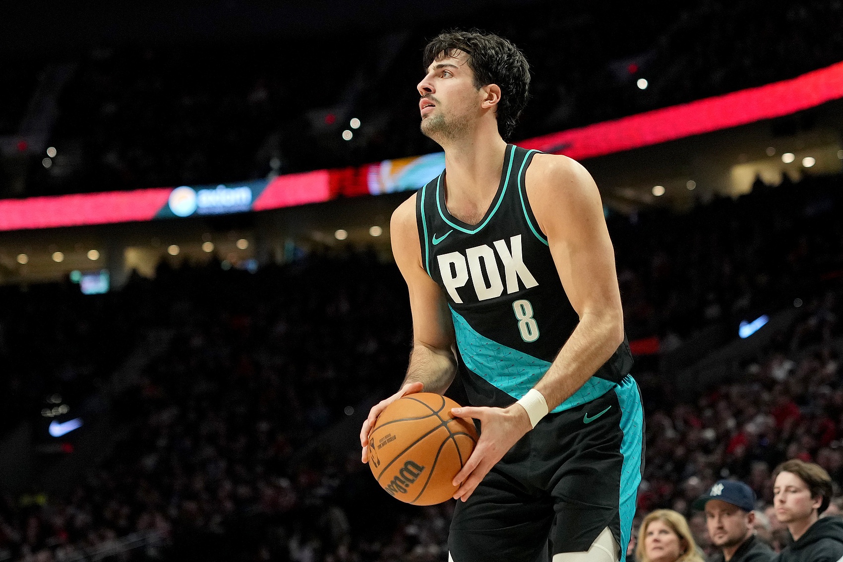 游戏娱乐-媒体人：没有阿夫迪亚的开拓者 完全有机会去俯冲争状元