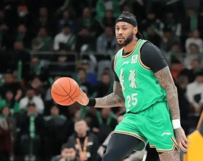 PG模拟器-辽宁虐四川52分！5首发齐爆，2小将轻松虐菜，亨特仍打不明白！|赵继伟|张陈治锋|王岚嵚|李虎翼|鄢手骐_新浪体育_新浪新闻